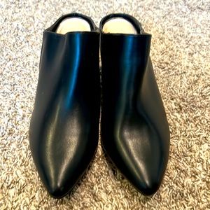 Black Pointed Toe Healed Mules
